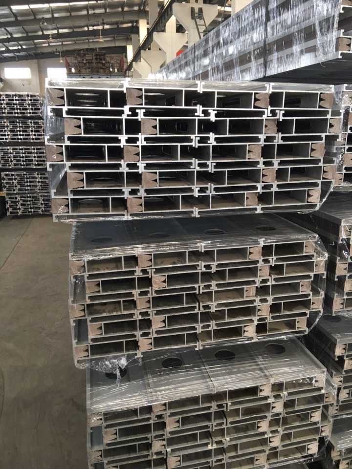 Aluminium Beam with wooden Insert