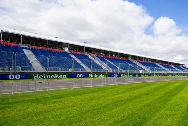 A race to seat F1 fans