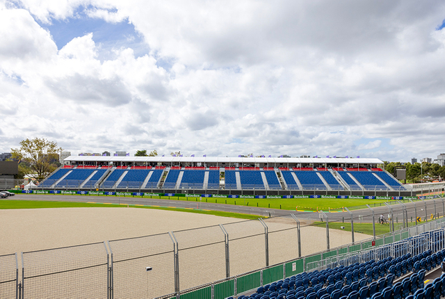 A race to seat F1 fans